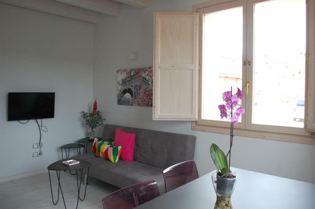 Apartamentos La Harinera Torres de Albarracin Exterior photo
